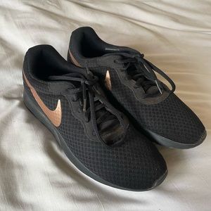 nike running shoes